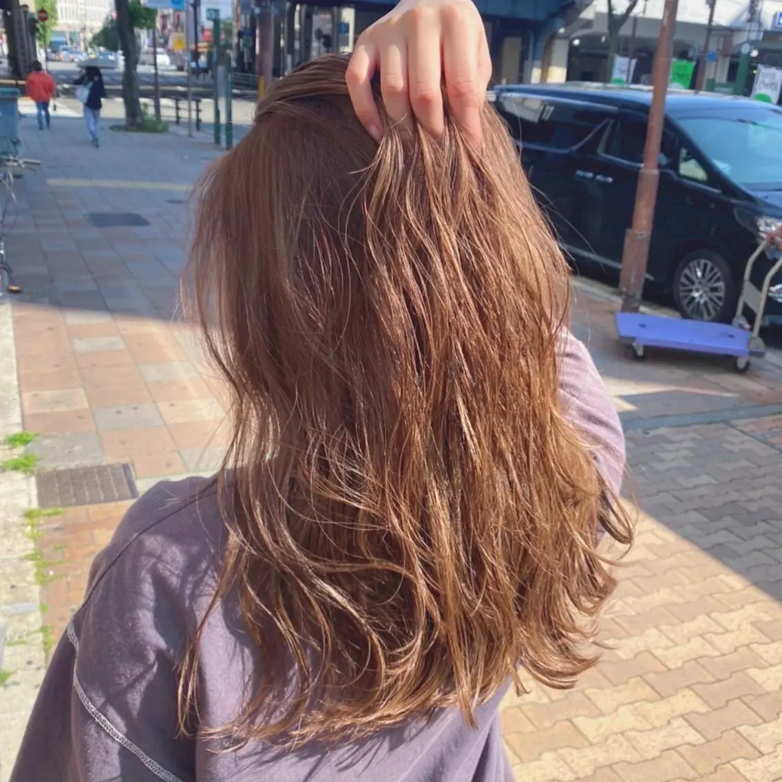 ロング ヘアカラー トリートメント 透明感カラー NAN AMI グレージュのヘアスタイル