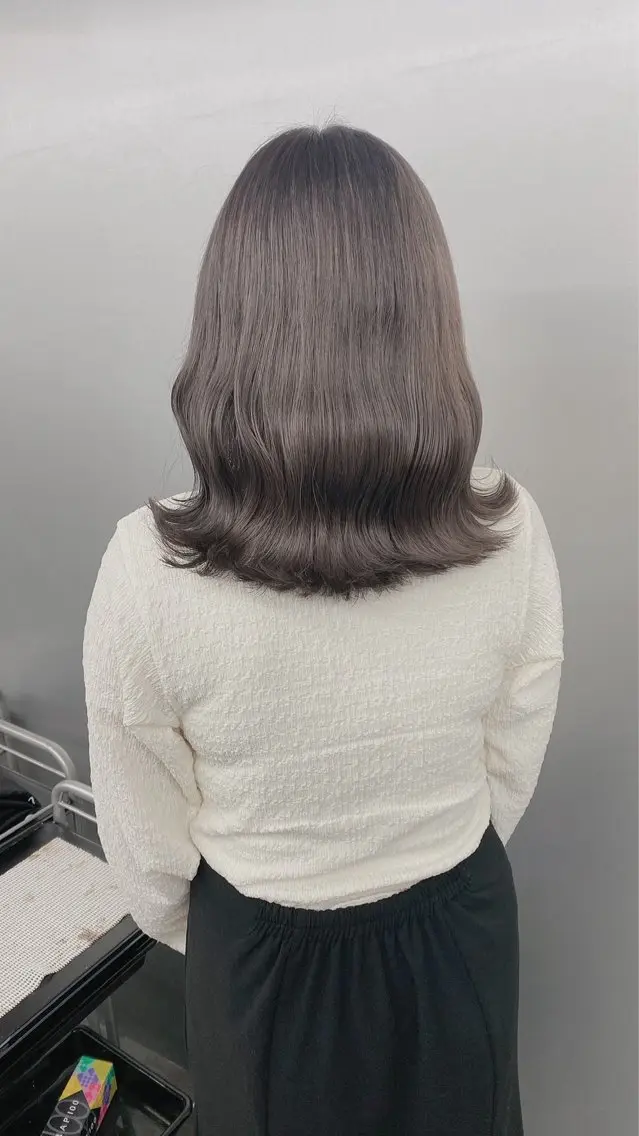 ミディアム ヘアカラー トリートメント グレージュ 透明感 ブリーチなし田島晃汰のヘアスタイル