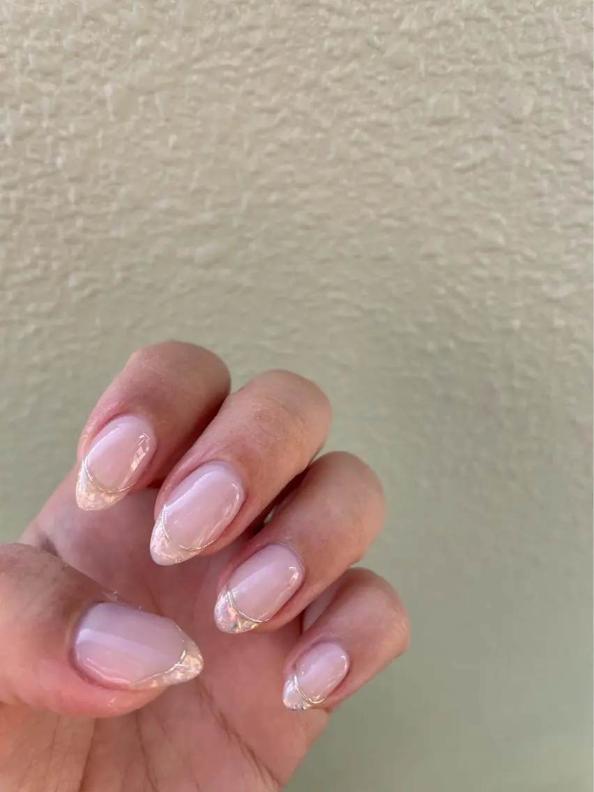 ネイル オーロラネイル フレンチネイル nailsalon mionのネイルデザイン