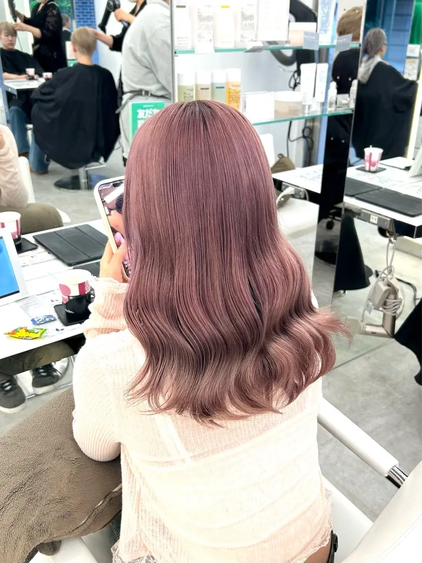 セミロング ヘアカラー トリートメント 透明感ハイトーン特化 /ケアブリーチ/莉駒のヘアスタイル