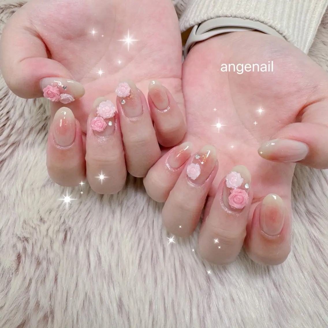 ネイル ハンドネイル オーナーネイリスト MAKIのネイルデザイン