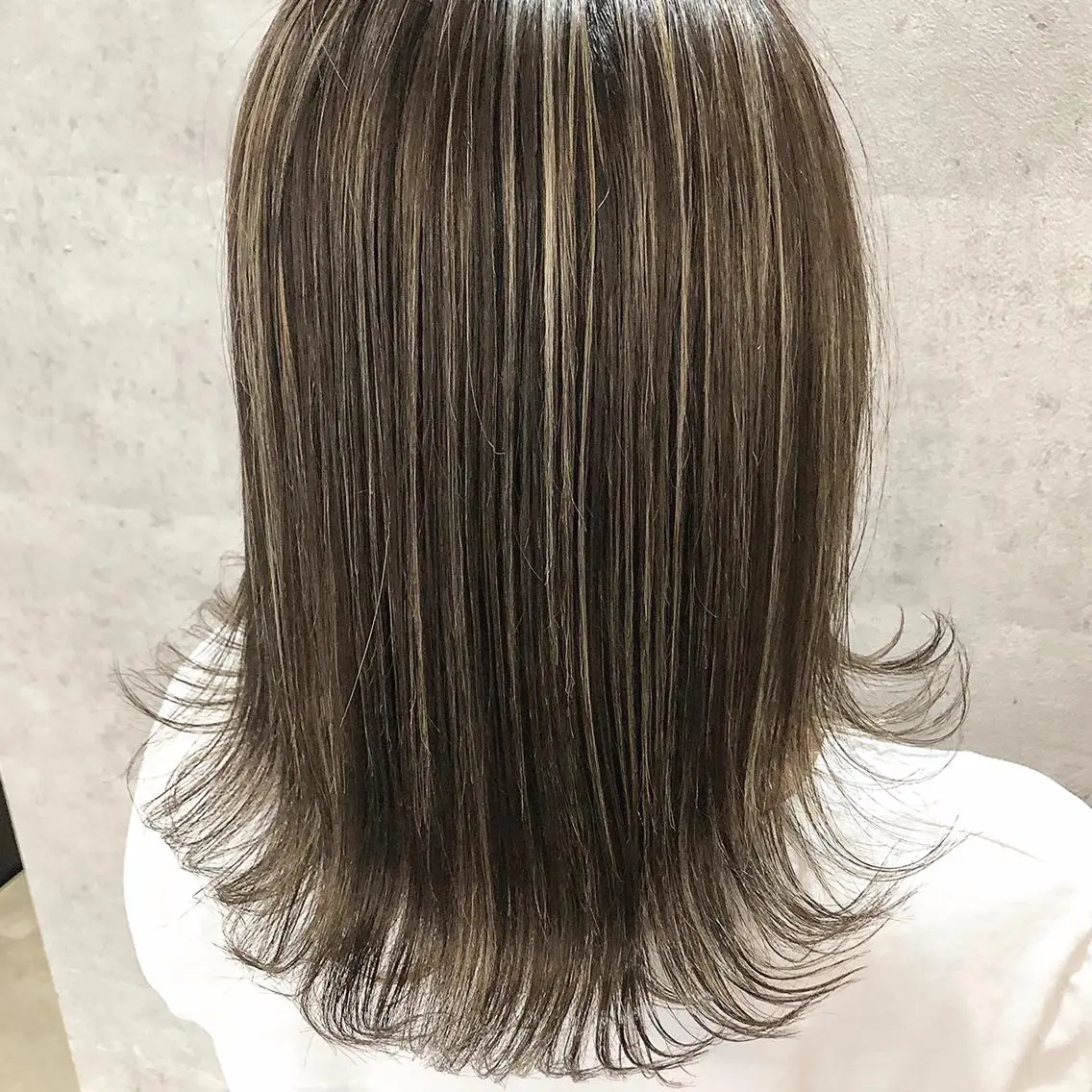 ミディアム ハイライト ✨MiL✨ ✨心斎橋✨のヘアスタイル