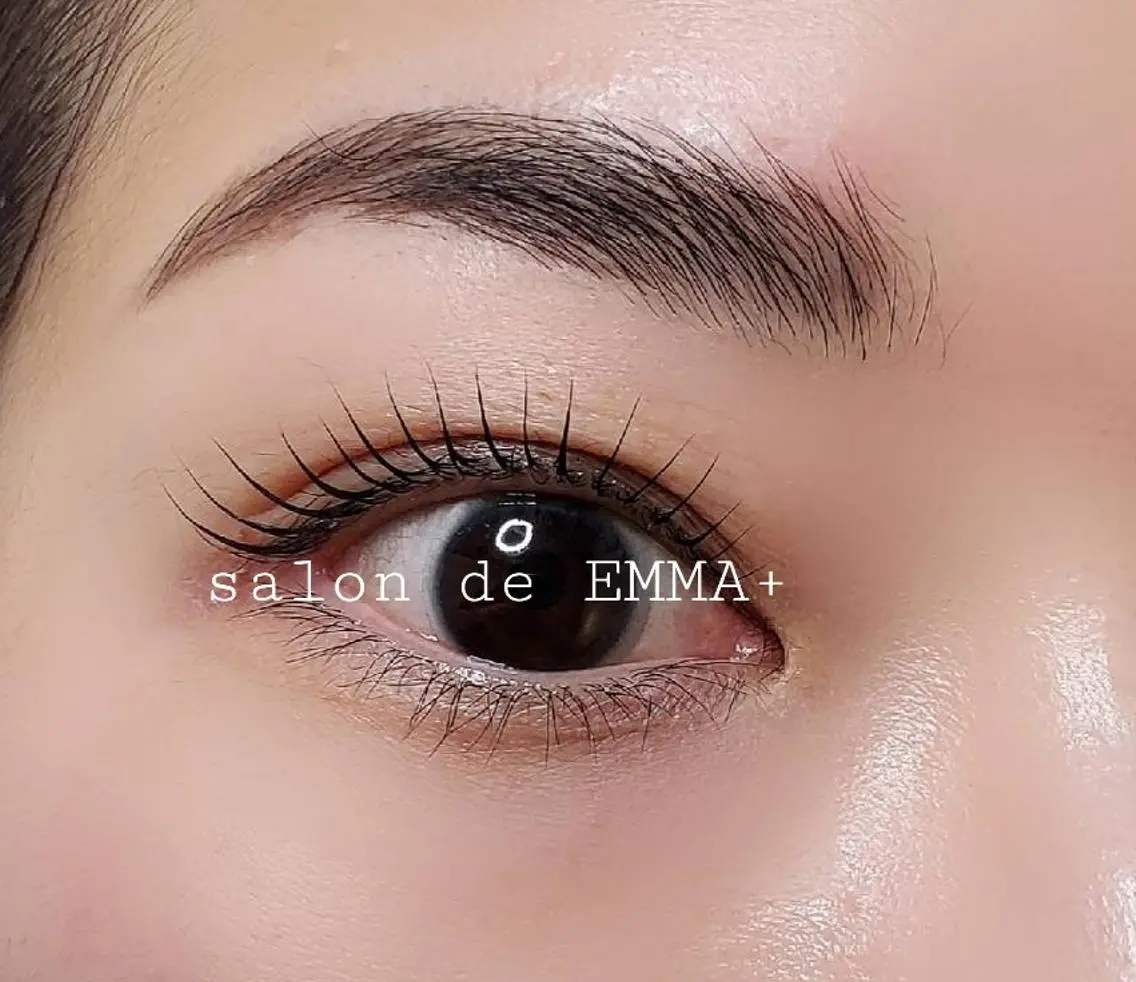 マツエク・マツパ 束感まつ毛 韓国風マツエク マツパ EMMA plus．のマツエク・マツパデザイン