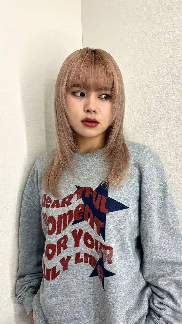 セミロング ヘアカラー Rowland ⭐️urara⭐️のヘアスタイル