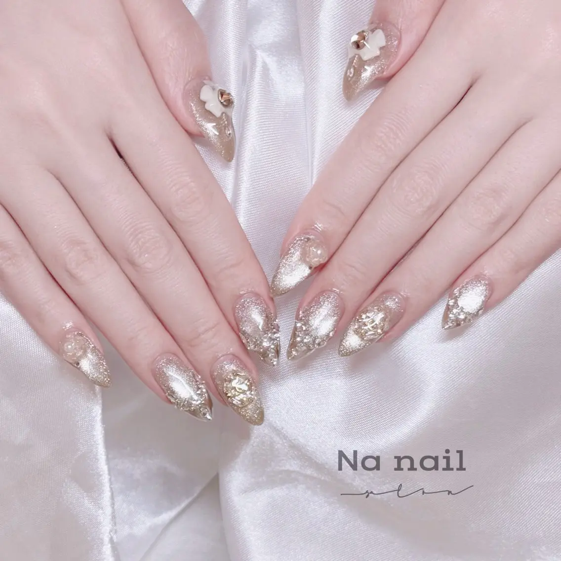ネイル キラキラネイル マグネットネイル リボン ストーンネイル ハンドネイル Anna nailのネイルデザイン
