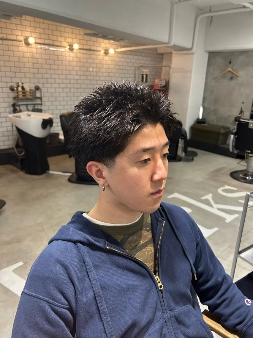 ショート 吉田 彩人のヘアスタイル