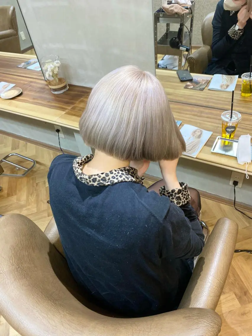 【🧁顧客様の方はこちら🧁】カット+ダブルカラー(ケアブリーチ)の写真