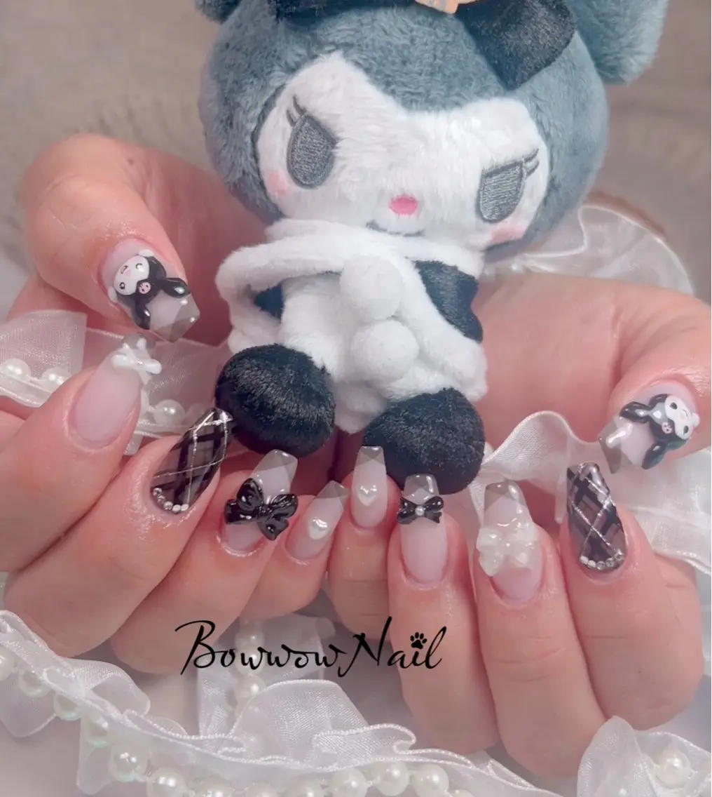 ネイル フレンチネイル 持ち込み リボン 冬ネイル Bow wow Nail さや🧸のネイルデザイン
