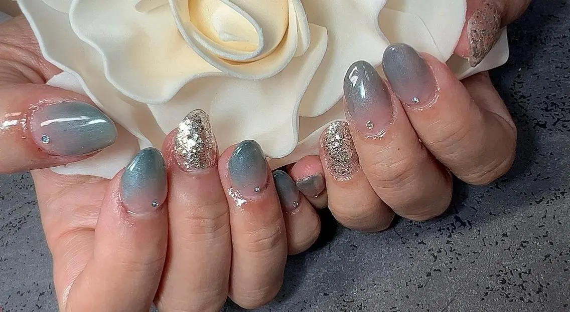 ネイル グラデーション 夏ネイル Mimi Nailのネイルデザイン