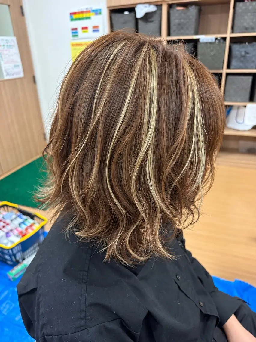 カラー 黒木 芽生のヘアスタイル