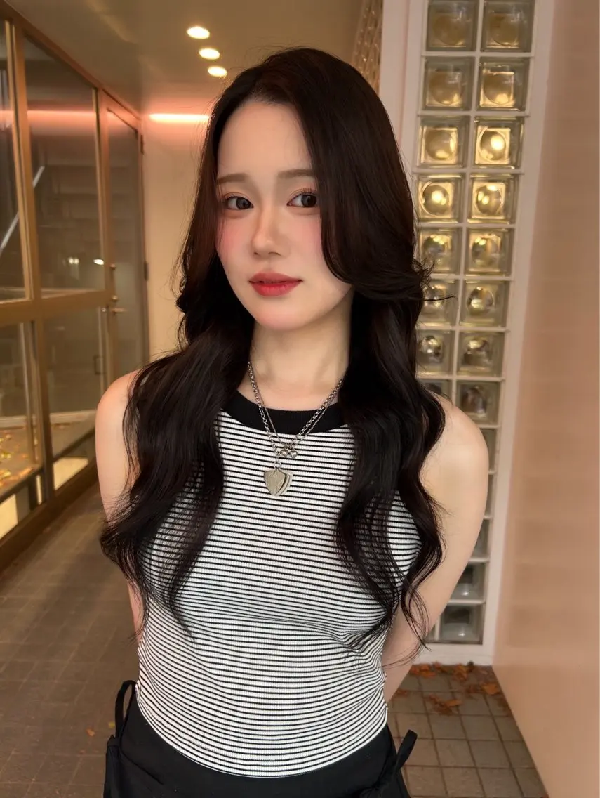 ロング カラー グレージュ 🧣艶カラー・ヘア セット Chie🧸のヘアスタイル