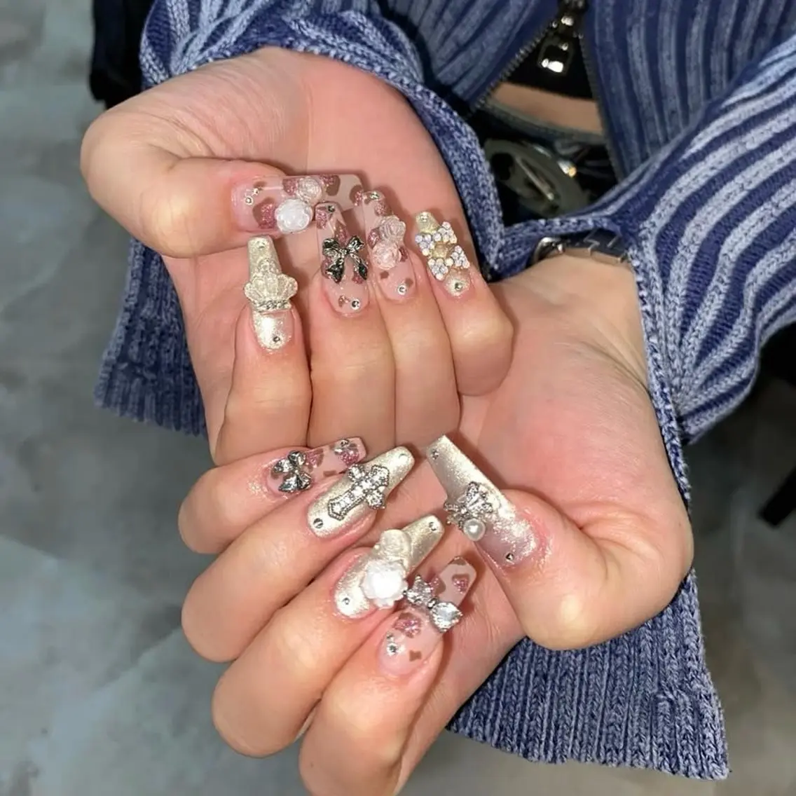 ネイル 𝐀𝐈 ✧*｡のマツエク・マツパデザイン