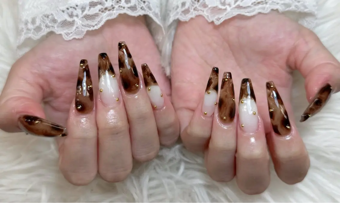 ネイル ハンドネイル ハンドケア Anh Nail 歌舞伎町のネイルデザイン