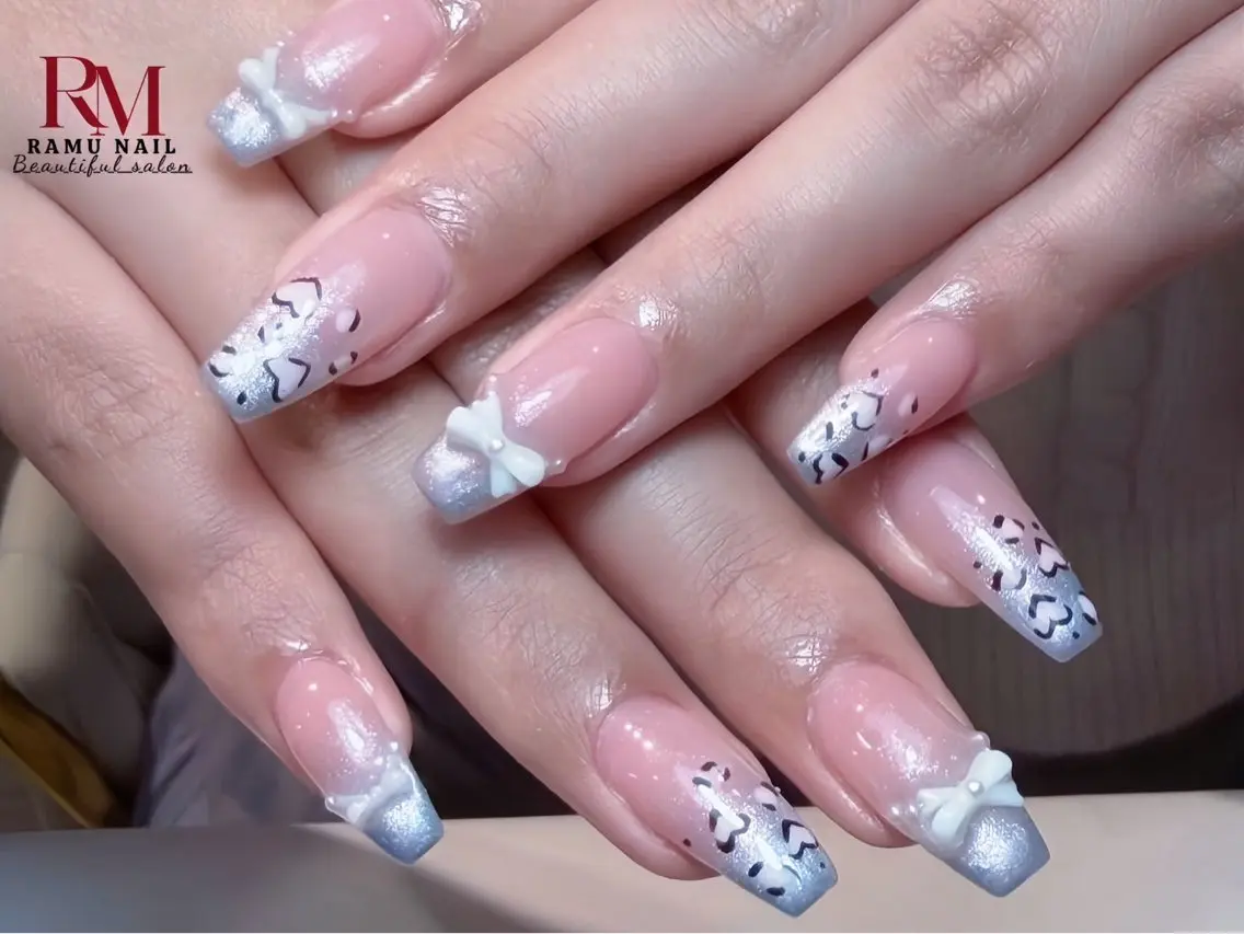 ネイル キラキラネイル マグネットネイル ミラーネイル ピンク 夏ネイル ハンドネイル RAMU Nail 恵比寿店のネイルデザイン