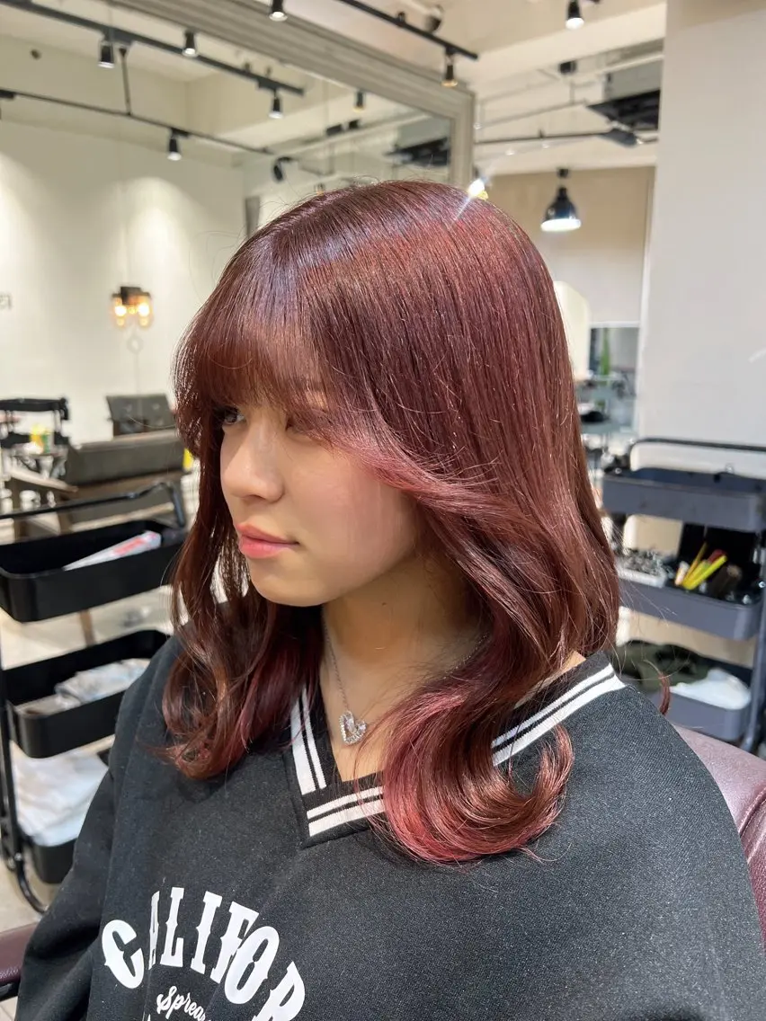 ミディアム カラー ヘアアレンジ 🎀ハイトーン・艶 カラー HANA🎀のヘアスタイル