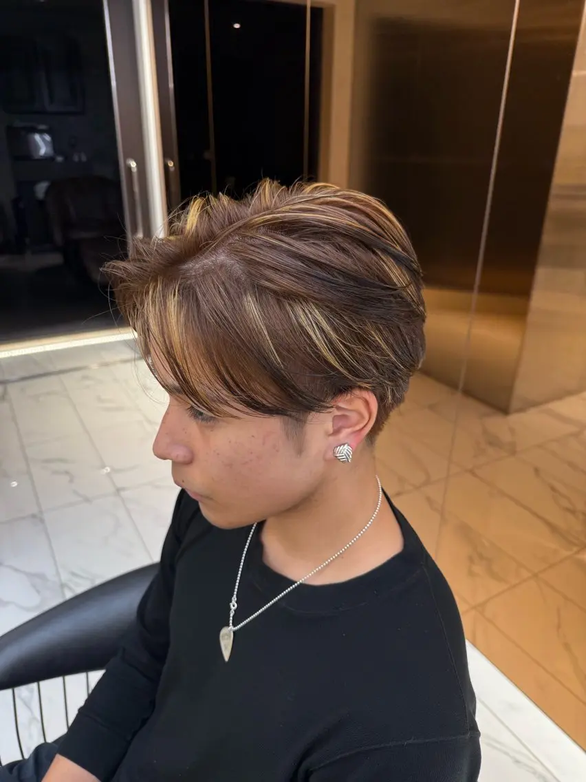 メンズ メンズハイライト ヘアカラー 本田 有里のヘアスタイル