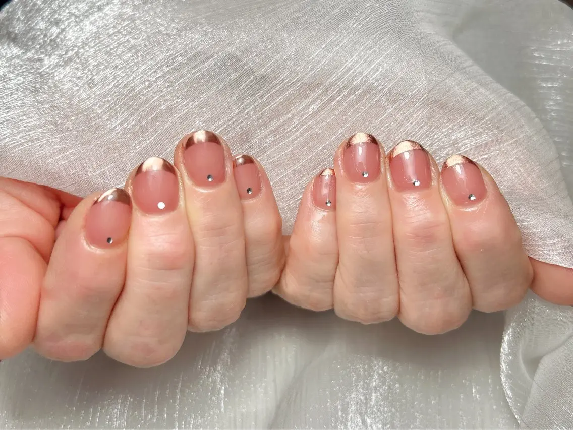 ネイル ハンドネイル オーラ ネイルサロンのネイルデザイン
