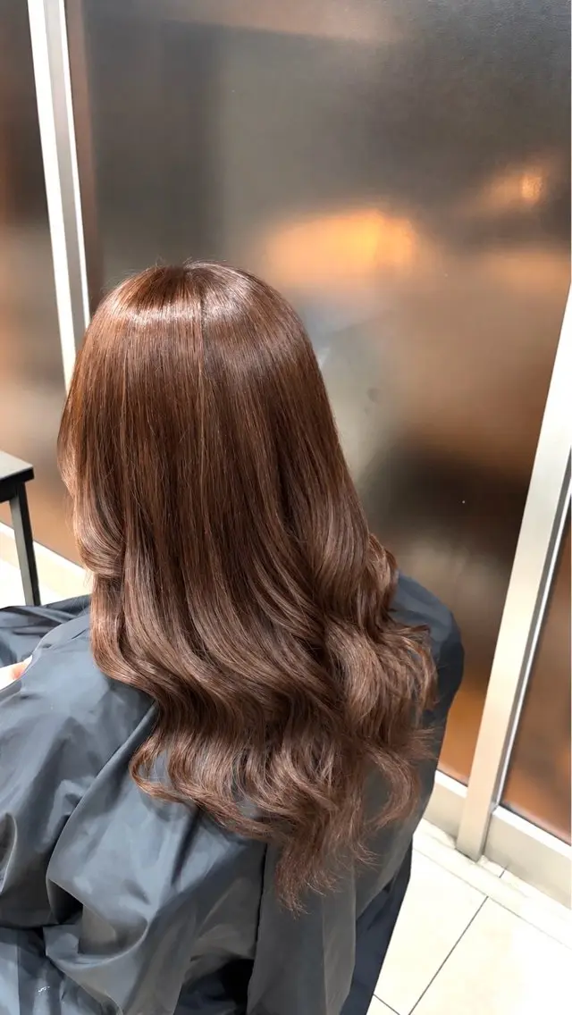 ロング ヘアカラー Raruga🎀 淺野愛里のヘアスタイル