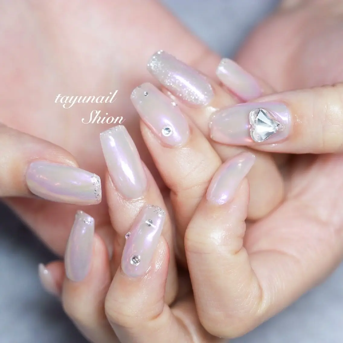 ネイル オーロラネイル ジェルネイル ハート キラキラネイル パラジェル ネイルサロン 【たゆnail】のネイルデザイン
