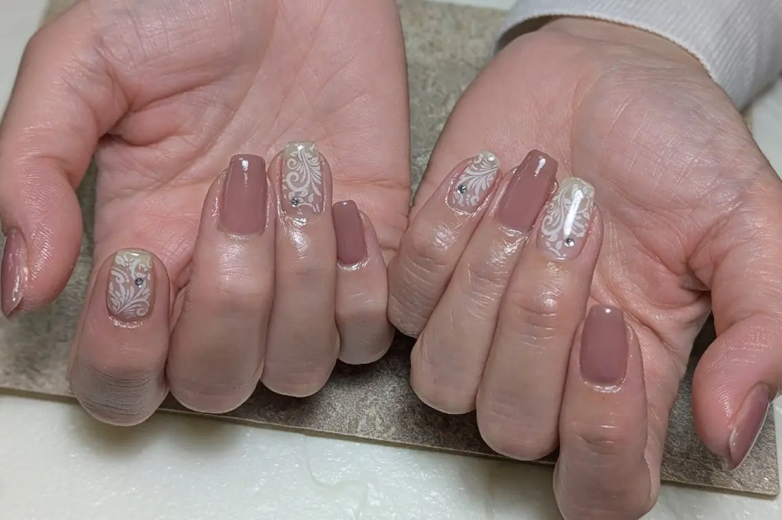 ネイル レース オフィスネイル シンプルネイル m&pPrivate nailsalonのネイルデザイン
