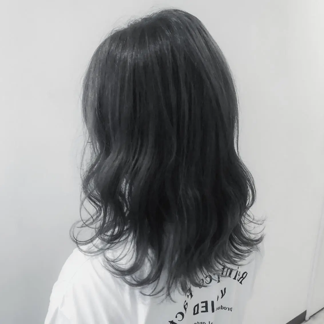 ロング カラー ヘアアレンジ グレージュ ハイライトカラー シルバー シルバーグレージュ ハイライト 美容室sand 横浜のヘアスタイル