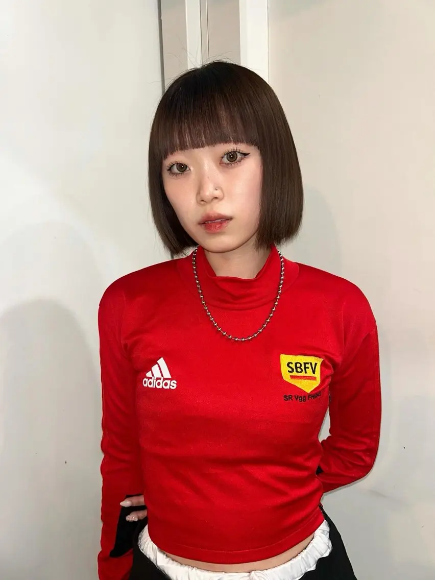 ショート カラー 湯浅 美玖のヘアスタイル