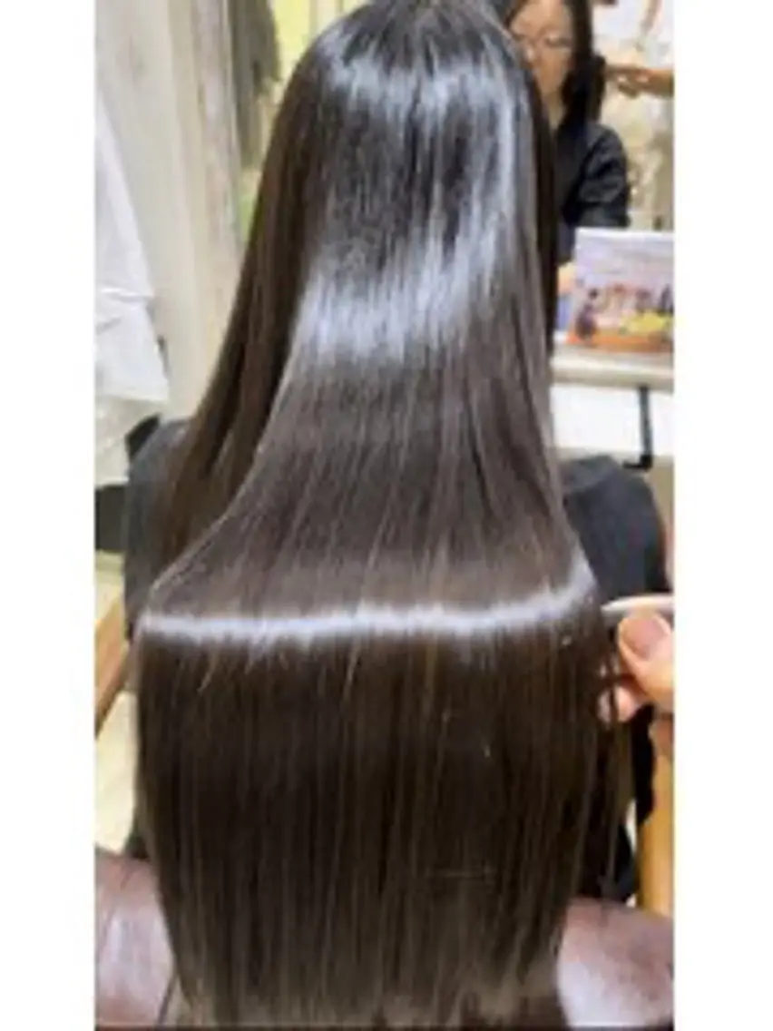 ロング カラー ヘアカラー トリートメント 艶カラー/縮毛矯正 まなとのヘアスタイル