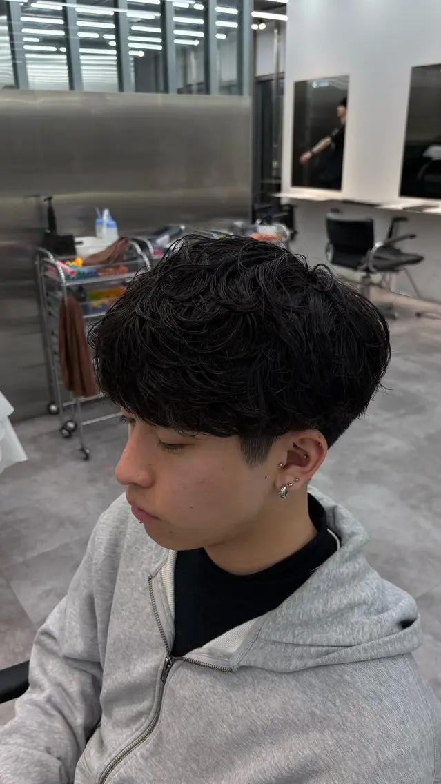 パーマ カット パーマ fifth原宿 AiRi🧸のヘアスタイル