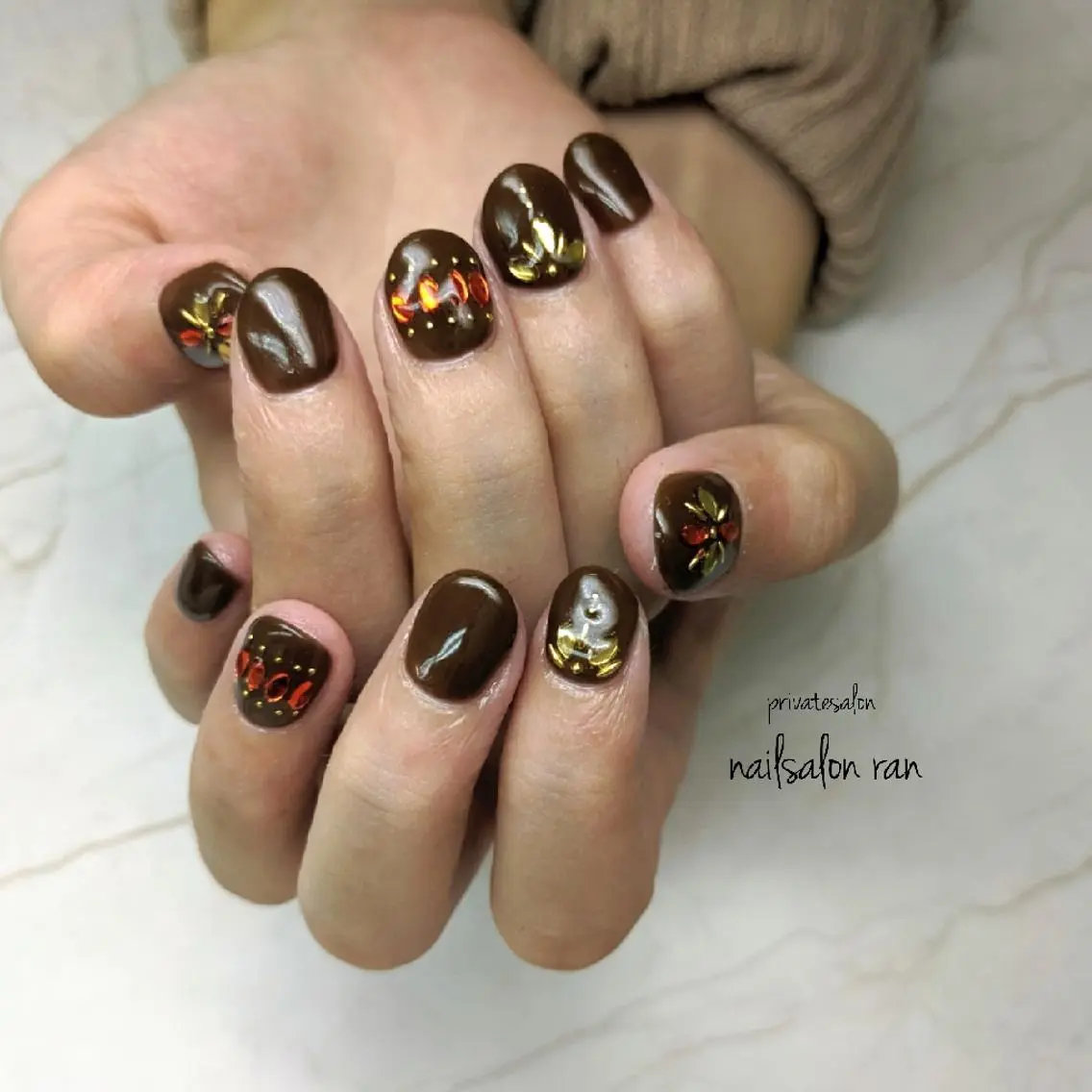 セミロング ネイル 持ち込み nailsalon ranのネイルデザイン