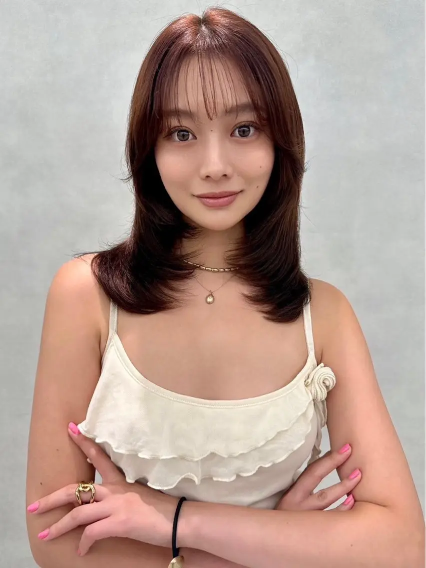 ミディアム 🫧韓国レイヤー🫧 山本 侑平のヘアスタイル