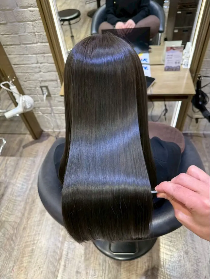 縮毛矯正 高橋 音々花のヘアスタイル