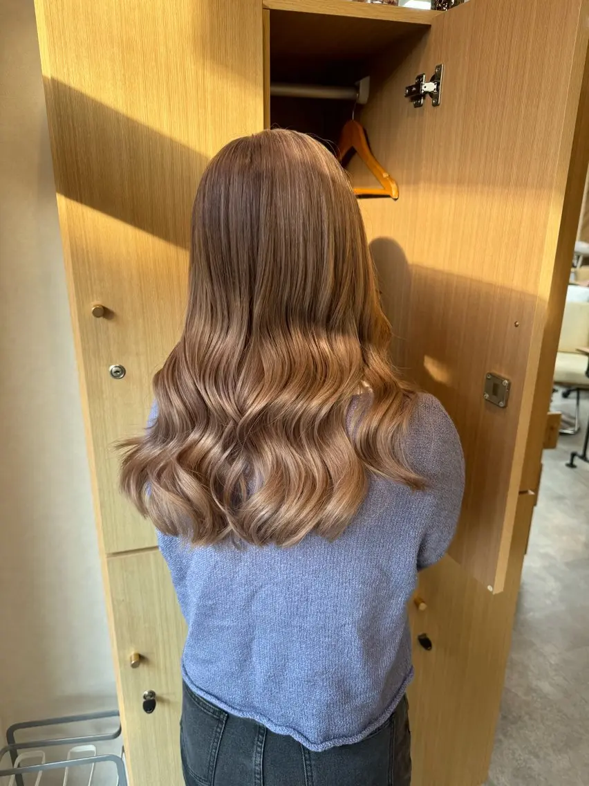 セミロング たかはし るなのヘアスタイル