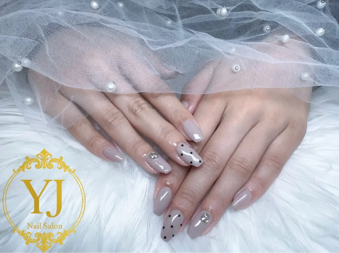 ネイル シンプルネイル ハンドネイル YJ Nail Yumiのネイルデザイン