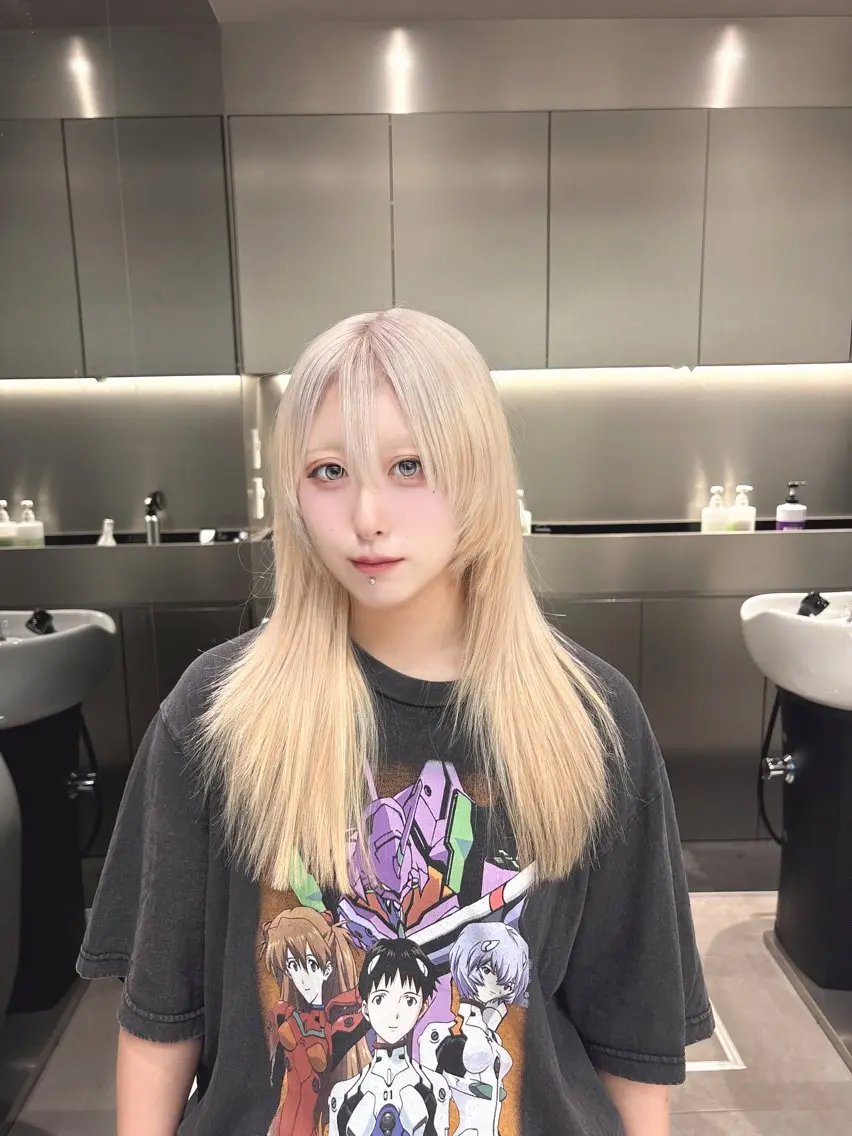 💖大人気💖3BLEACH +ケアブリーチ+うる艶トリートメント+スタイリングの写真