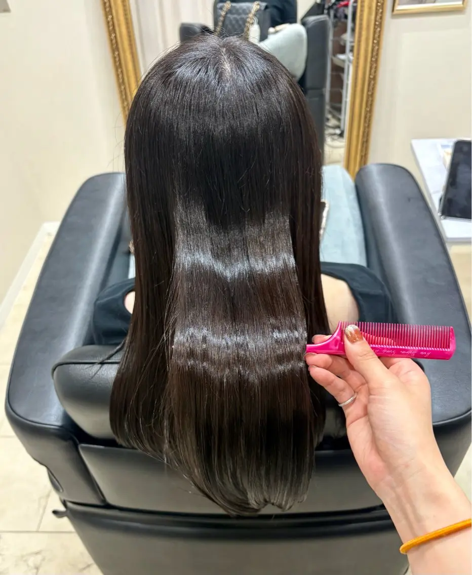 ロング カラー パーマ ヘアアレンジ ブラウンカラー ナチュラルブラウン トリートメント カット ヘアカラー トリートメント レイヤー/似合わせ YUIのヘアスタイル