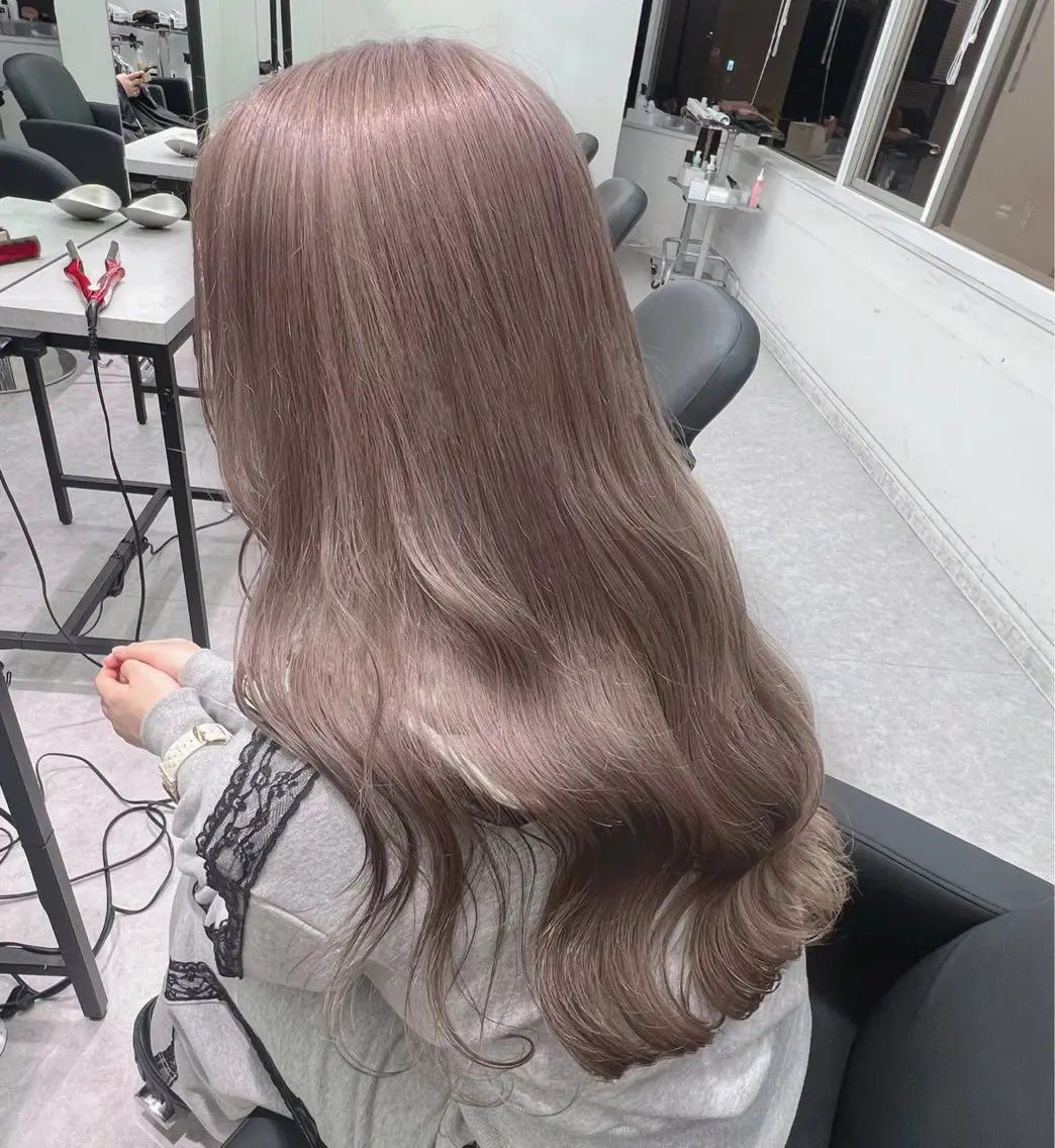 ロング カラー アッシュ ベージュカラー ブリーチ ブロンド ブロンドベージュ 💍モテる艶髪 透明感カラー💖のヘアスタイル