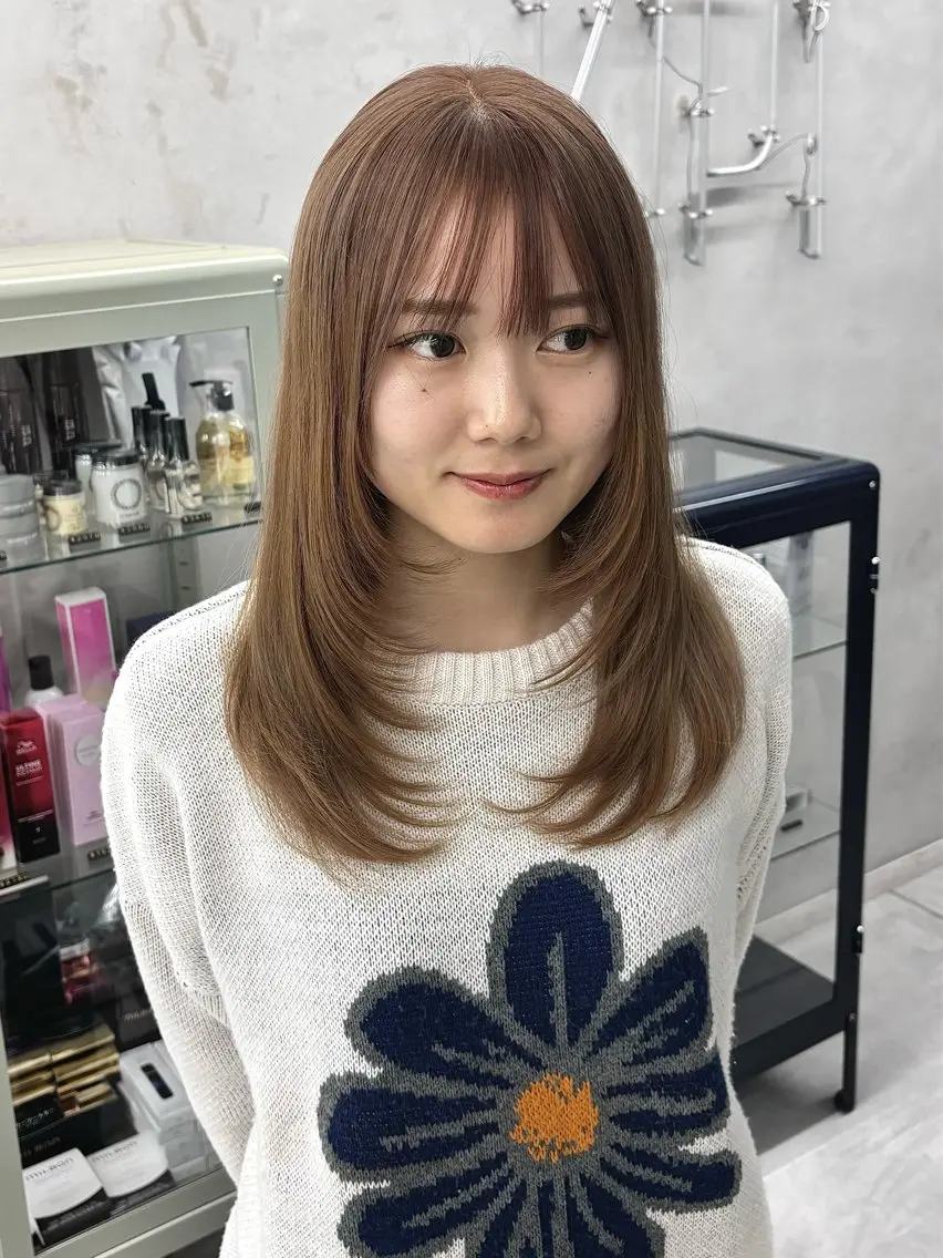 セミロング カラー カット ヘアカラー トリートメント レイヤー/ハッシュ /デザインカラーのヘアスタイル