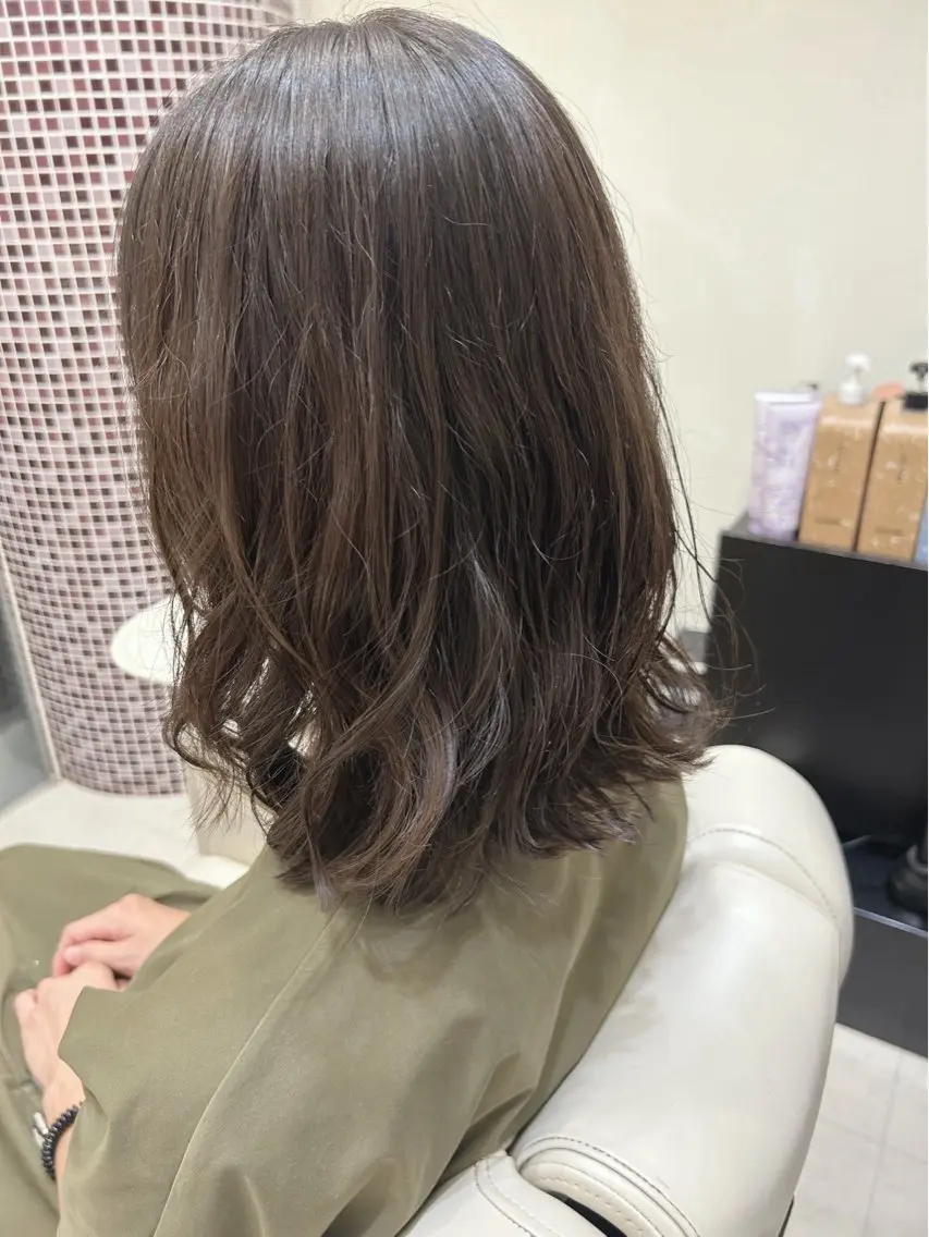 ミディアム パーマ カット パーマ 韓国っぽ水光肌カラー マンツーマン🫧なおのヘアスタイル