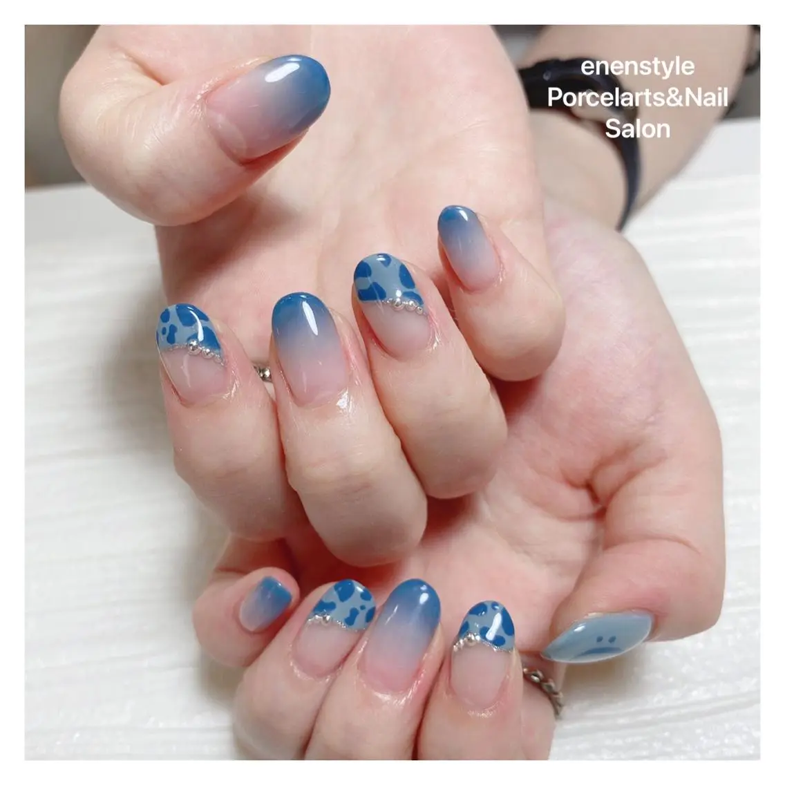ミディアム ネイル ハンドネイル 🐾enen style 🐾のネイルデザイン