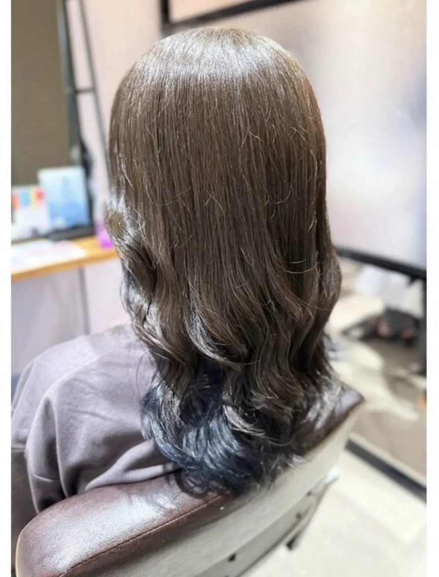 カラー ヘアカラー 梶 瑞希のヘアスタイル