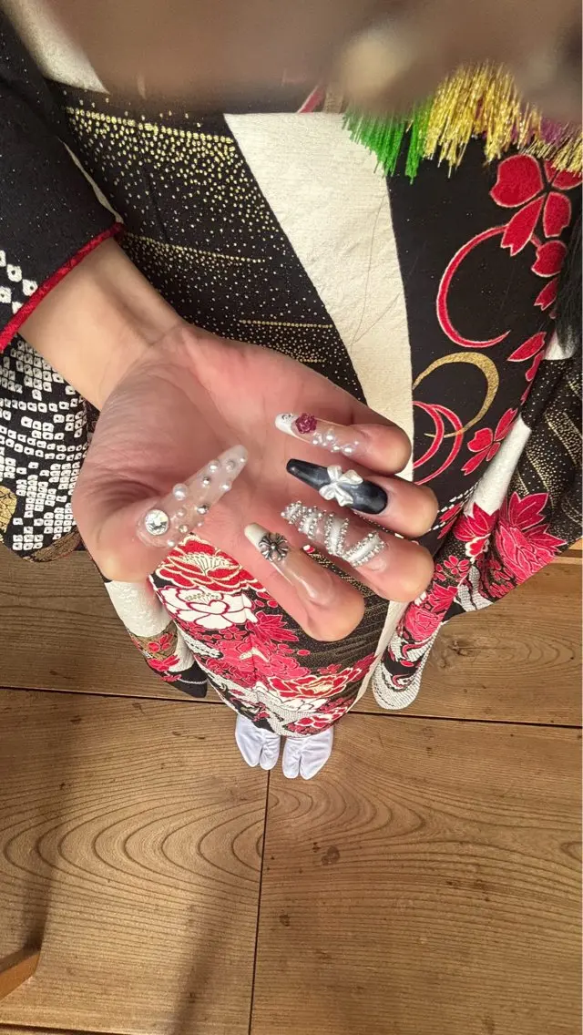 ネイル 成人式 🐬Cxxu° Nail✝️のネイルデザイン