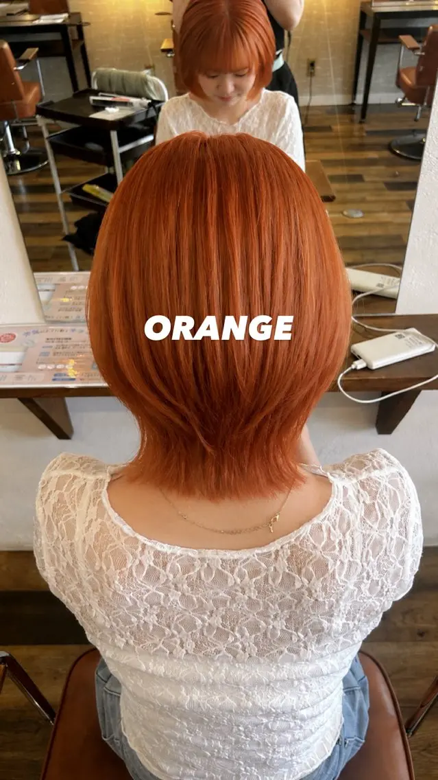 カラー ブリーチ オレンジ 末廣 結音のヘアスタイル