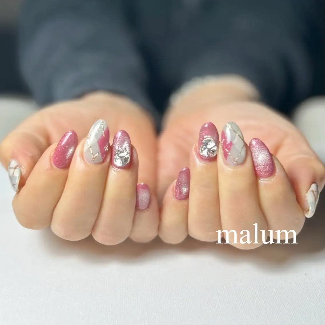 ネイル マグネットネイル ハンドネイル malum nailのネイルデザイン