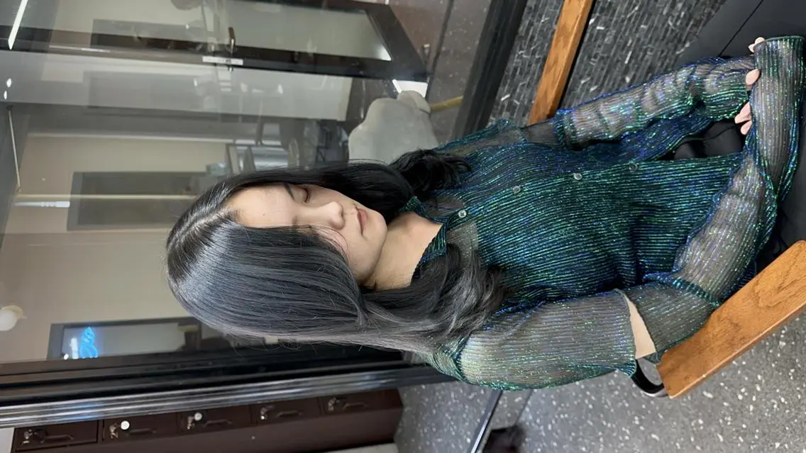 ロング カラー 透明感カラー 顔まわりレイヤー 韓国風ヘア レイヤーカット ロング カット ヘアカラー トリートメント 要プライベートサロン vert🌿マルイ裏のヘアスタイル