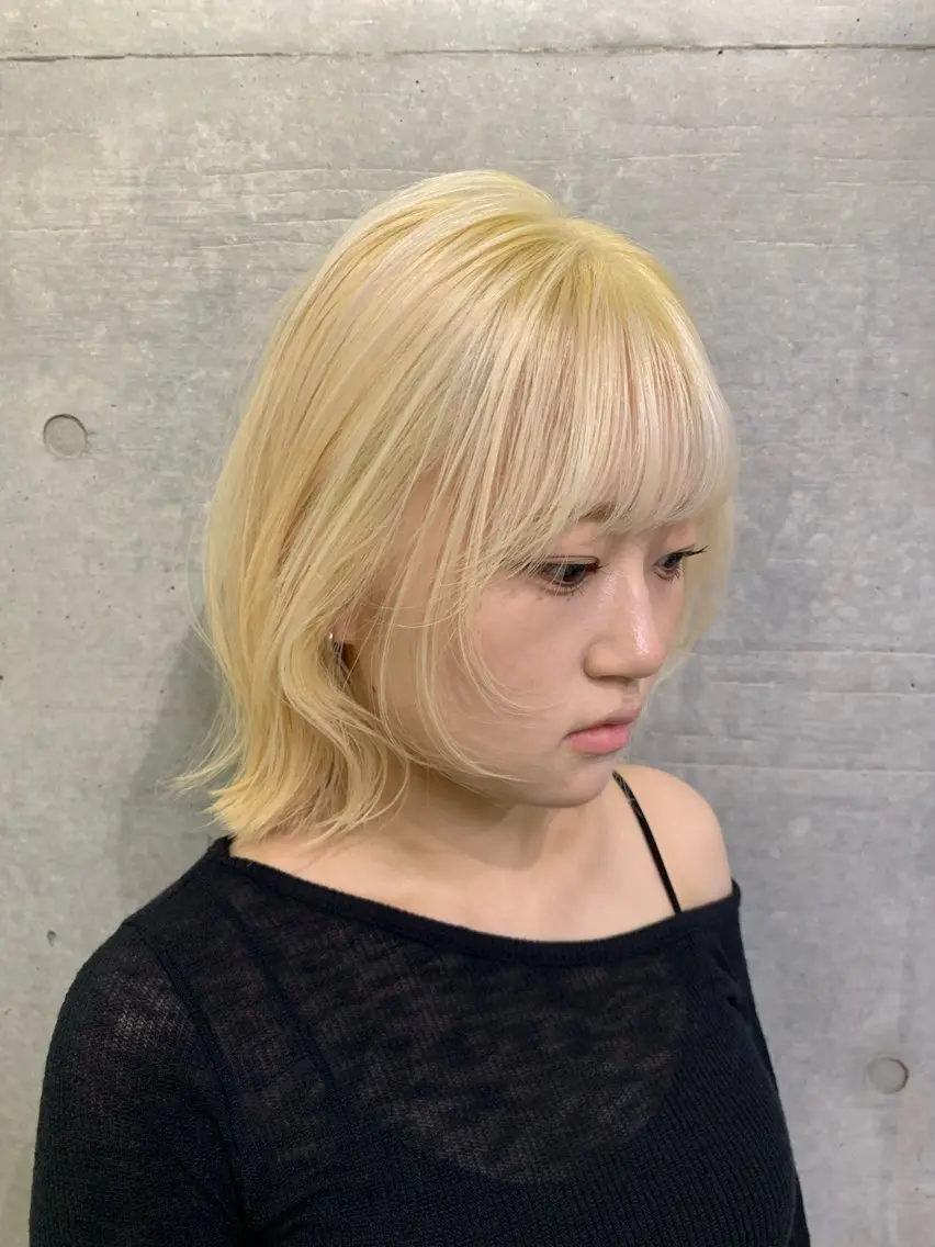 ミディアム カラー ヘアアレンジ メンズ メンズブリーチ メンズウルフカット ブリーチ ケアブリーチ ウルフカット ヘアカラー トリートメント ヘアセット THE./ブリーチ 透感カラー/髪質改善のヘアスタイル