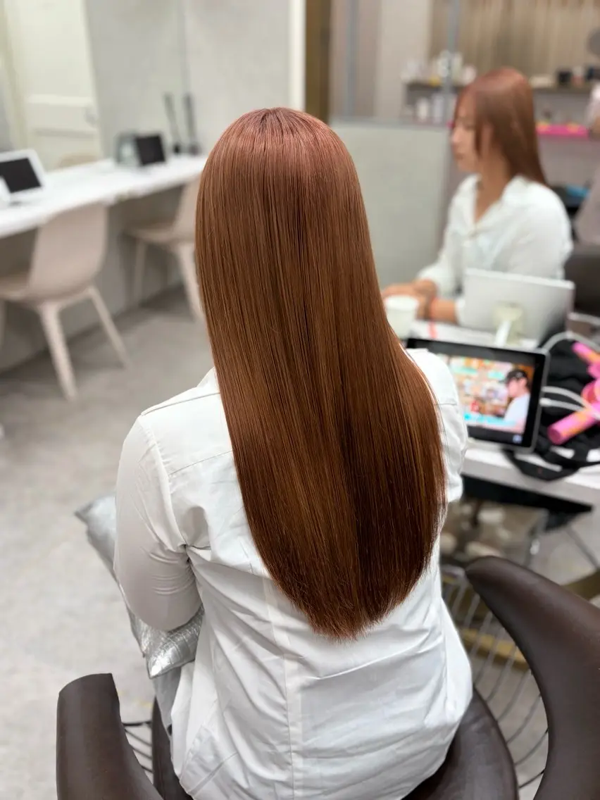 ロング カラー ブリーチ ブラウンカラー ピンクカラー ピンクブラウン ヘアカラー 坂上 実里のヘアスタイル