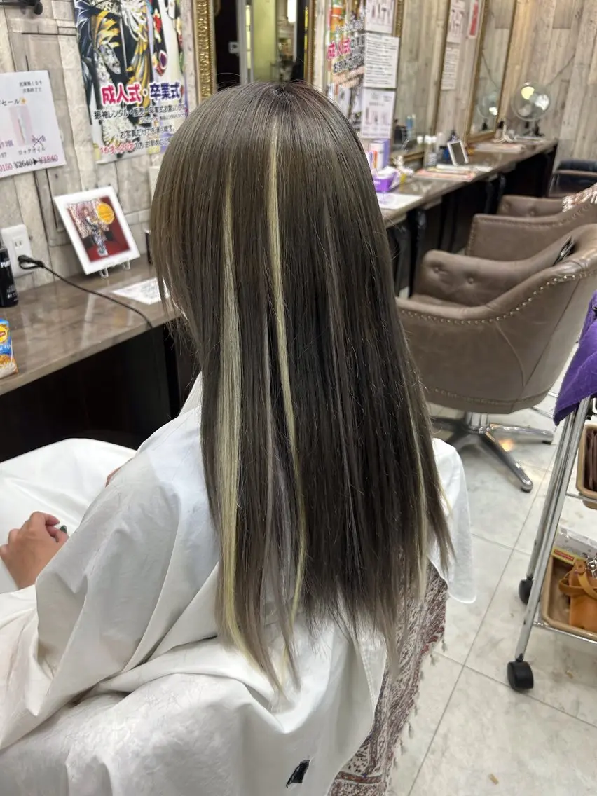 ロング 齋藤 香織のヘアスタイル