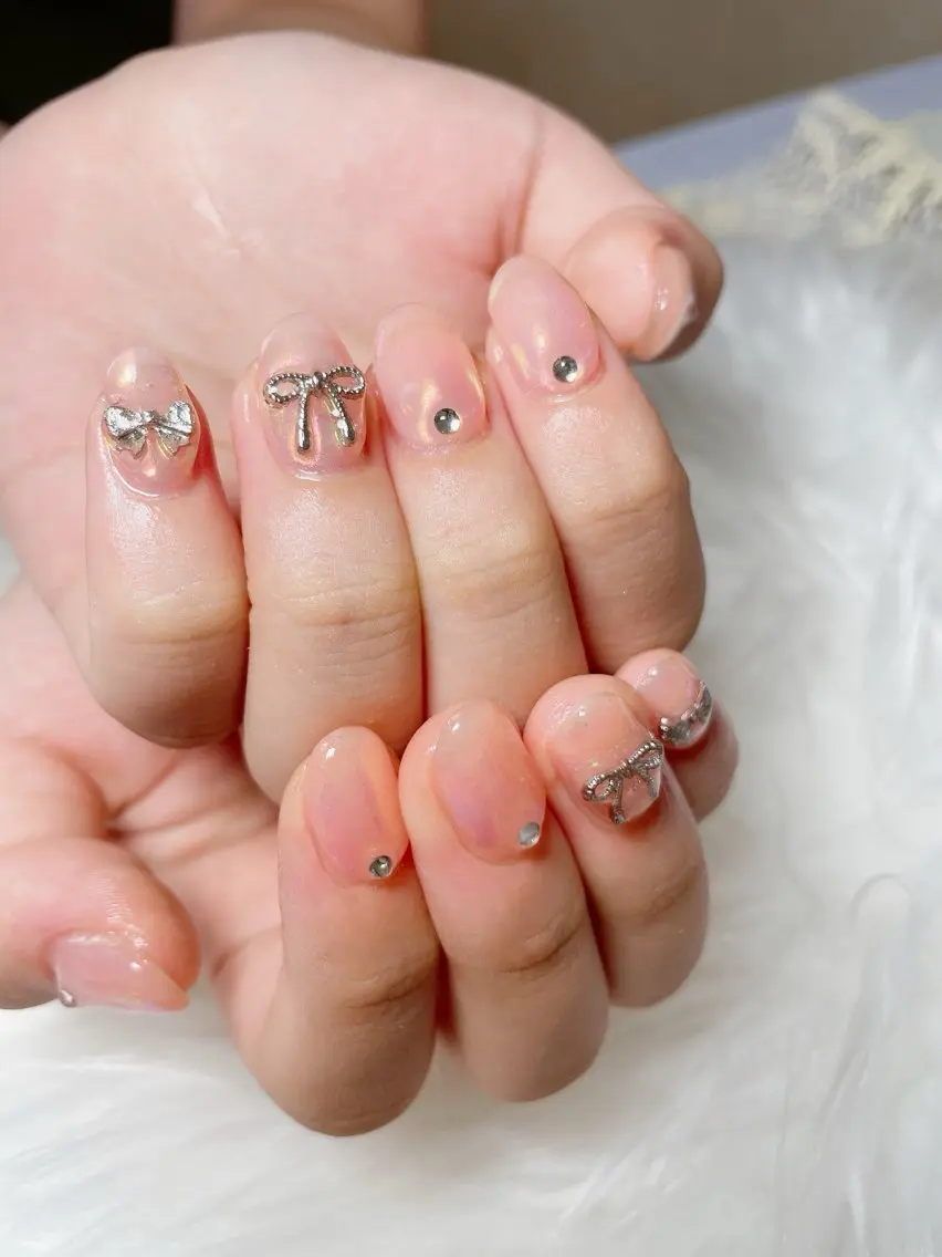 ネイル リボン nailsalon Rinのネイルデザイン