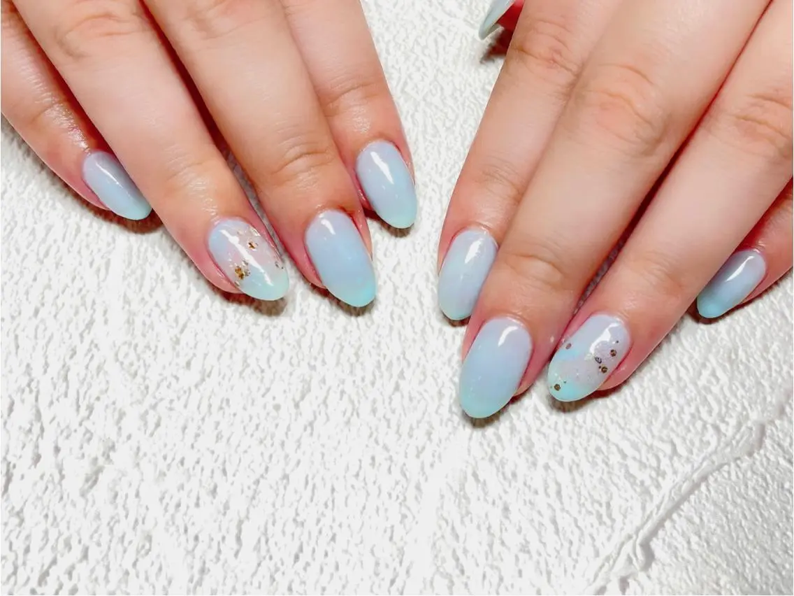 ネイル 水色 SINCERELY シンシアリー🌈のネイルデザイン
