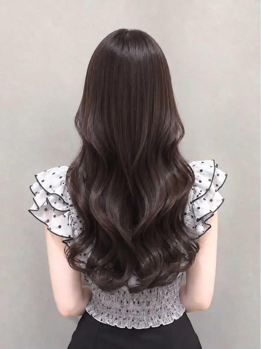 ロング カラー ブラウンカラー ラベンダーカラー ヘアカラー トリートメント girly上品ヘア 🎀/ベージュikuのヘアスタイル